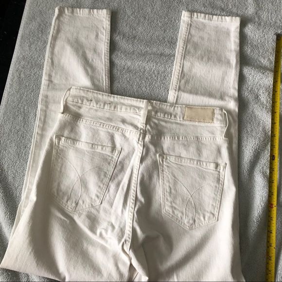 Calvin Klein white jeans - Picture 1 of 8